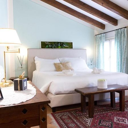 フェラーラ Il Bagattino Bed & Breakfast エクステリア 写真
